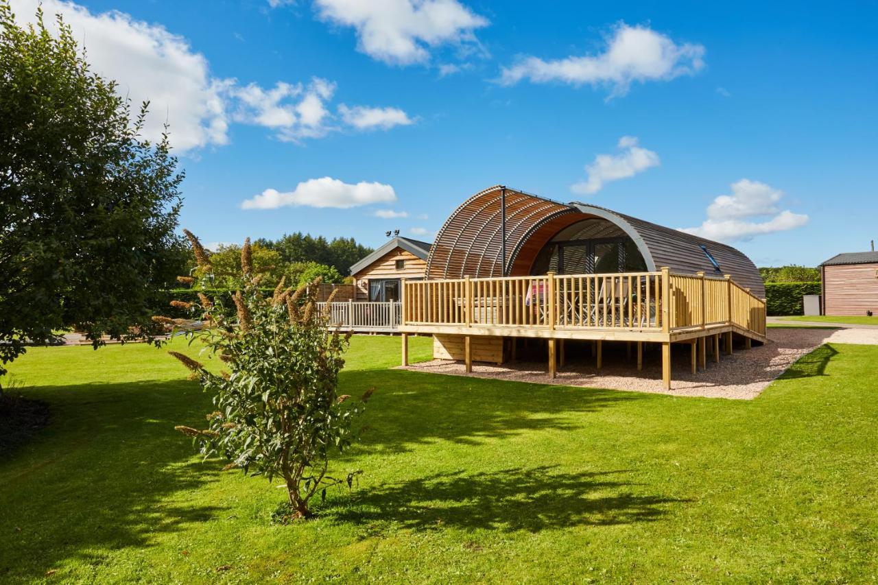 Braidhaugh Holiday Lodge And Glamping Park Кріфф Екстер'єр фото